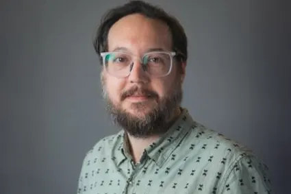 Headshot of Andrew Mondak